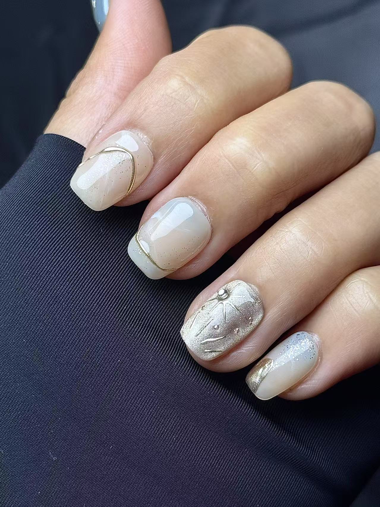 Moonlight Mist – Neutral & Blue Marble Nail Set