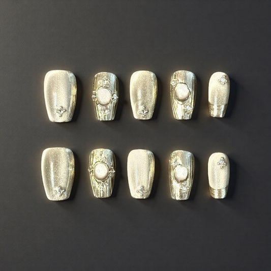 Golden Cat Eye – Metallic Shine Press-On Nails