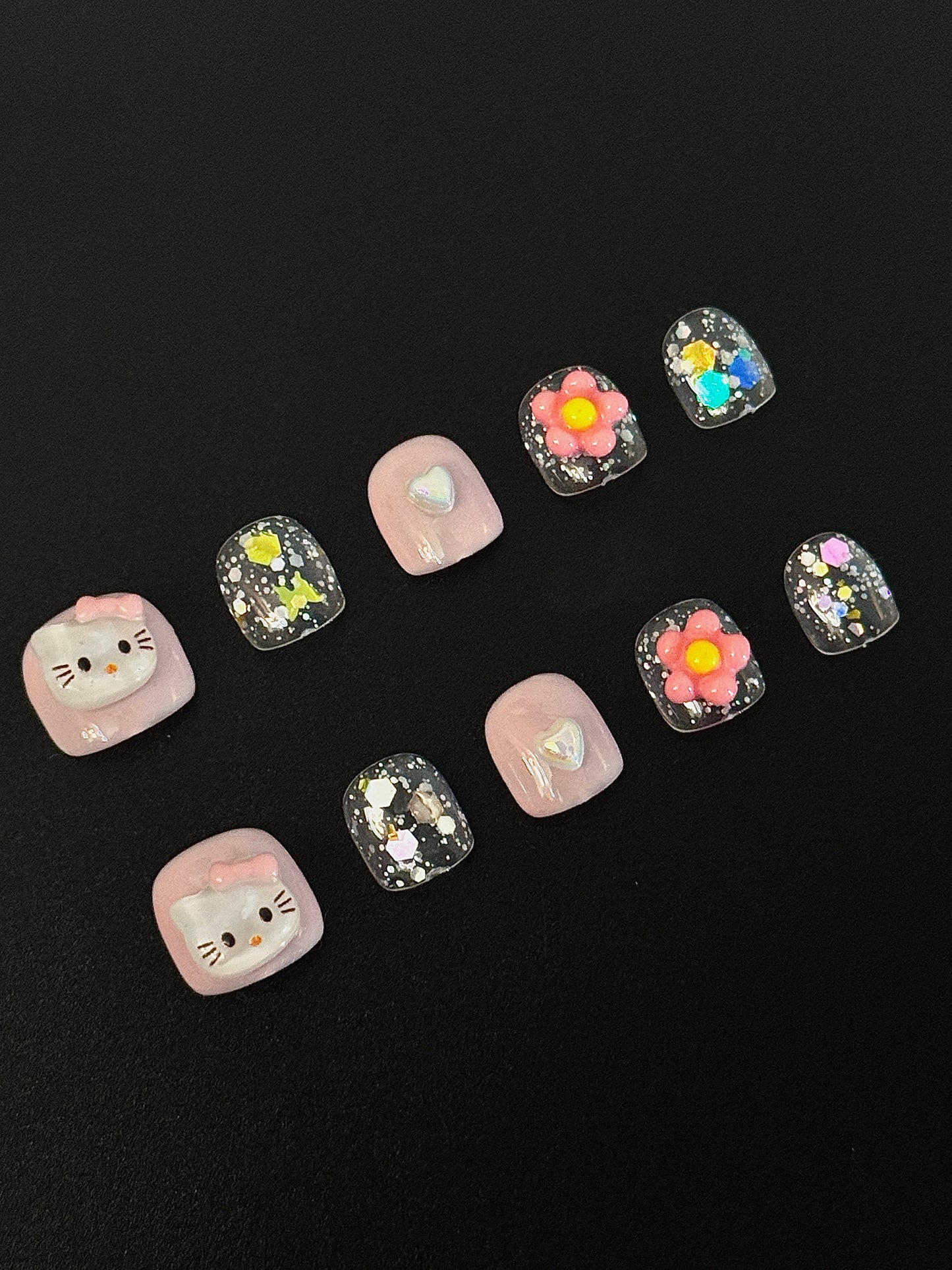 Hello Kitty Pink Cute Flower & Heart Charm Set