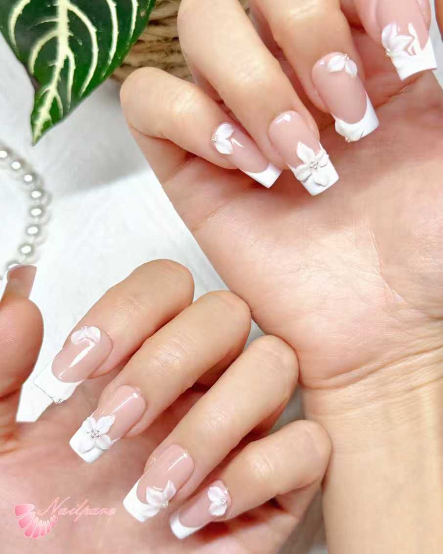 Elegant 3D White Blossom French Press-On Nails
