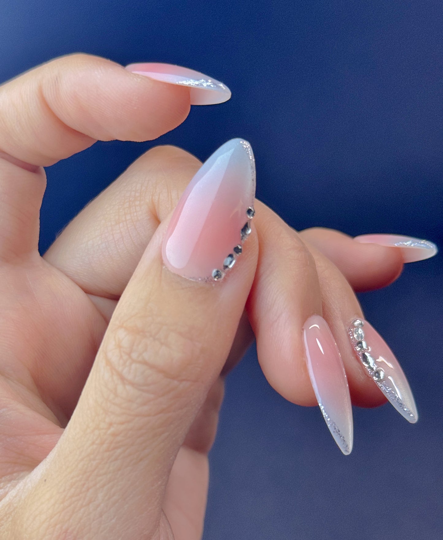 Elegant Cat eye Pink-White Ombre Press-On Nails with Crystal Accents