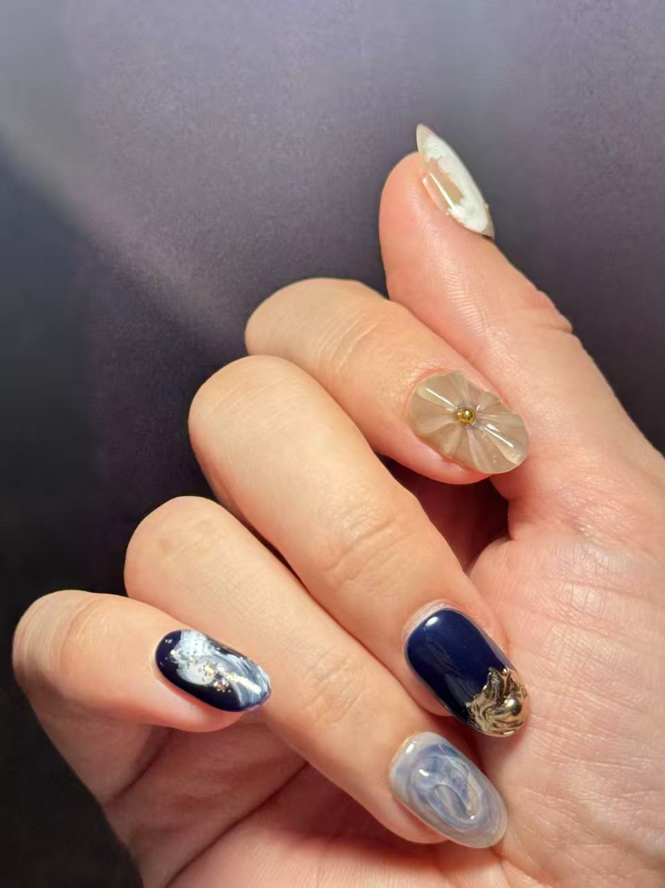 Midnight Ocean – Blue & Gold Marble Press-On Nails