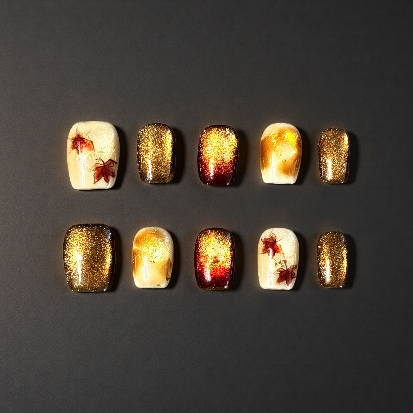 Autumn Glow – Maple Leaf Amber Press-On Nails